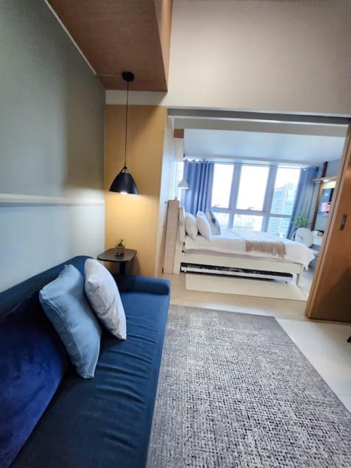 Luxestaysmnl Coastal Chic Netflx 380Mbps Pool Bgc مانيلا المظهر الخارجي الصورة