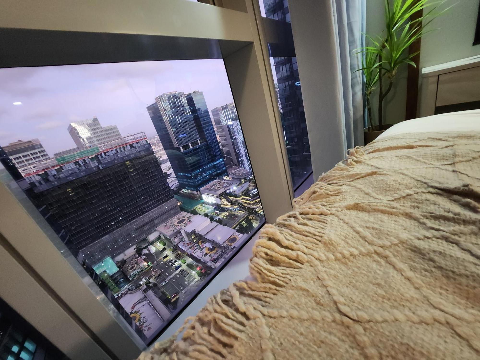 Luxestaysmnl Coastal Chic Netflx 380Mbps Pool Bgc مانيلا المظهر الخارجي الصورة